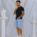 Short Masculino Jeans Rasgado com Desfio