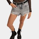 Short Feminino Slim Cintura Médio em Jeans com Barra Desfiada