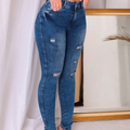 Calça Feminina Jeans Rasgada com Cós Alto e Elastano