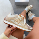 Tênis Feminino New Balance 204L