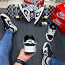 Tênis Nike SB Dunk Low Off White Preto