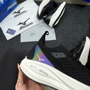 Tênis Mizuno Wave Vista Preto e Branco