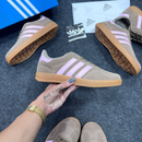 Tênis Feminino Adidas Gazelle Taupé Suspiro